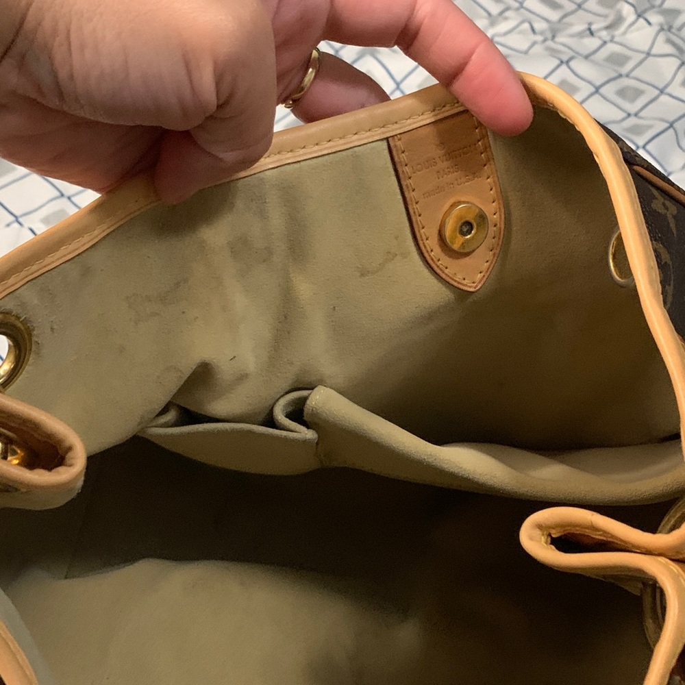 Louis Vuitton Brown Monogram Shoulder Bag with Gold Accents - Picture 10 of 16